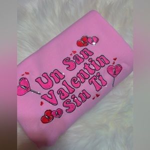 Embroidery sweatshirt